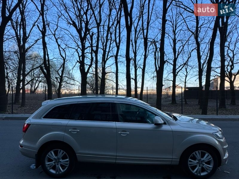 Внедорожник / Кроссовер Audi Q7 2010 в Чернигове