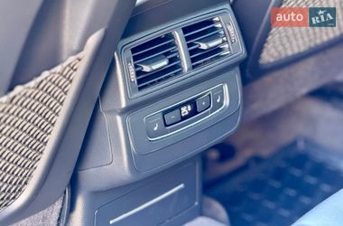 Внедорожник / Кроссовер Audi Q7 2017 в Хусте