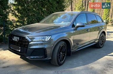 Позашляховик / Кросовер Audi Q7 2021 в Києві