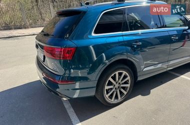 Внедорожник / Кроссовер Audi Q7 2017 в Киеве