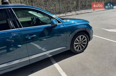 Внедорожник / Кроссовер Audi Q7 2017 в Киеве