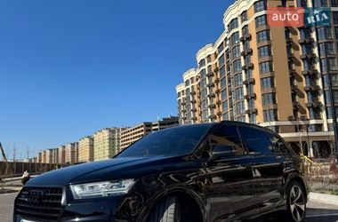 Внедорожник / Кроссовер Audi Q7 2015 в Киеве