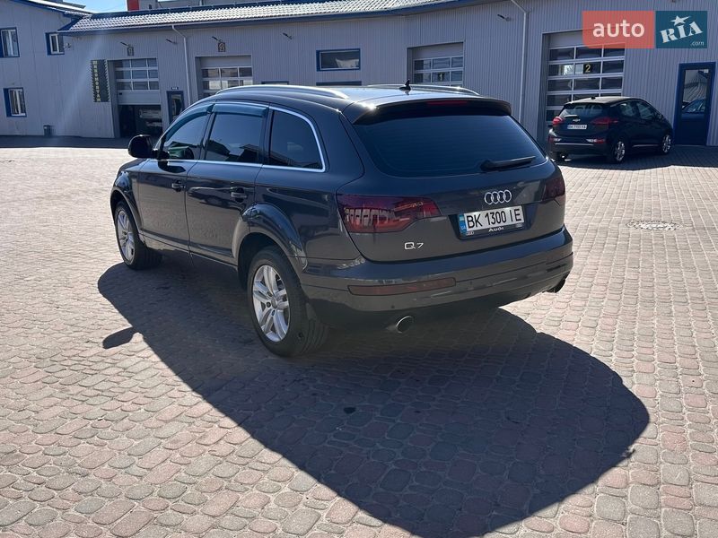 Внедорожник / Кроссовер Audi Q7 2007 в Ровно