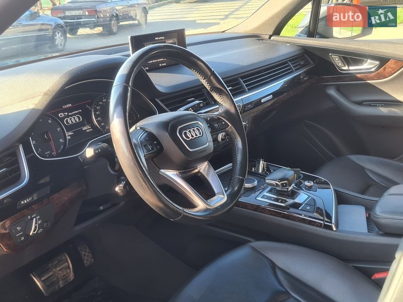 Позашляховик / Кросовер Audi Q7 2016 в Одесі фото 15 Позашляховик / Кросовер Audi Q7 2016 в Одесі