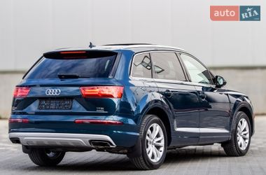 Позашляховик / Кросовер Audi Q7 2017 в Львові