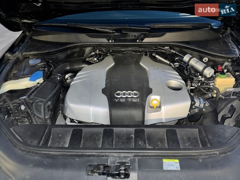 Позашляховик / Кросовер Audi Q7 2015 в Києві