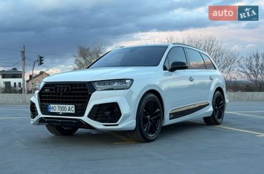 Позашляховик / Кросовер Audi Q7 2016 в Тернополі