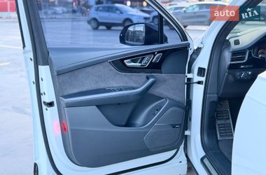 Позашляховик / Кросовер Audi Q7 2016 в Тернополі