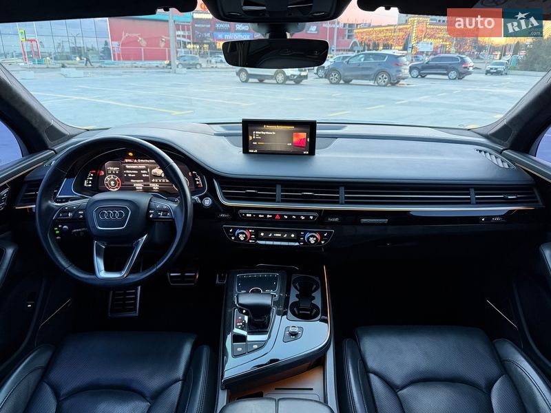 Позашляховик / Кросовер Audi Q7 2016 в Тернополі