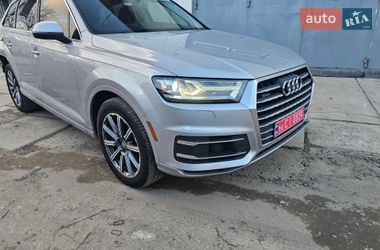 Позашляховик / Кросовер Audi Q7 2019 в Стрию