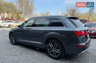 Внедорожник / Кроссовер Audi Q7 2017 в Львове
