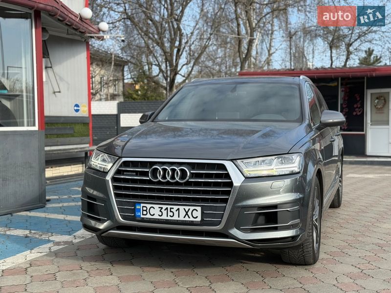 Внедорожник / Кроссовер Audi Q7 2017 в Львове