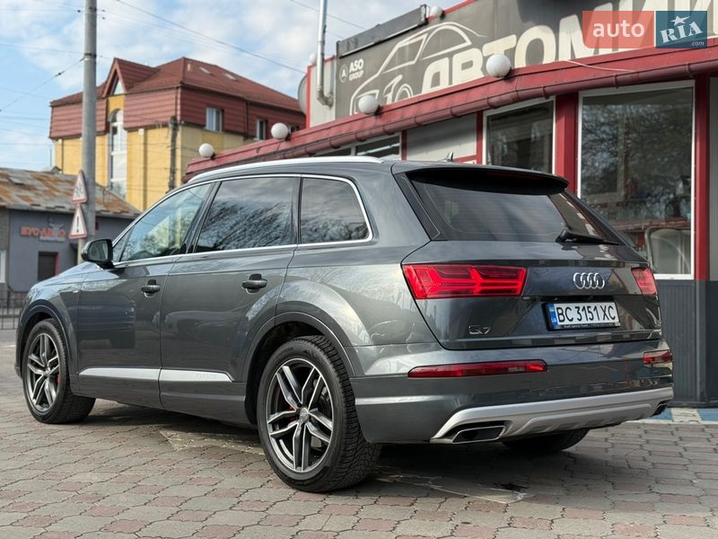 Внедорожник / Кроссовер Audi Q7 2017 в Львове