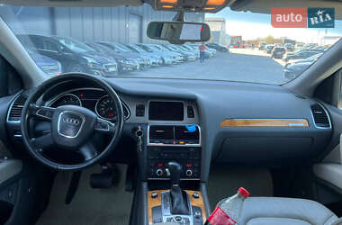 Позашляховик / Кросовер Audi Q7 2010 в Львові