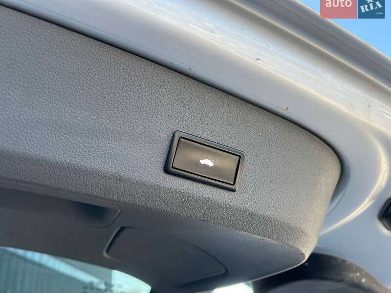 Позашляховик / Кросовер Audi Q7 2010 в Львові