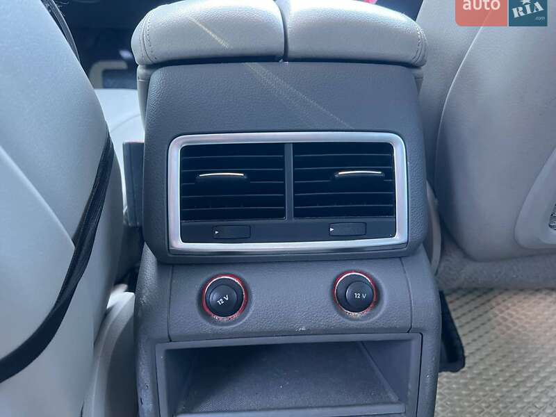 Позашляховик / Кросовер Audi Q7 2010 в Львові