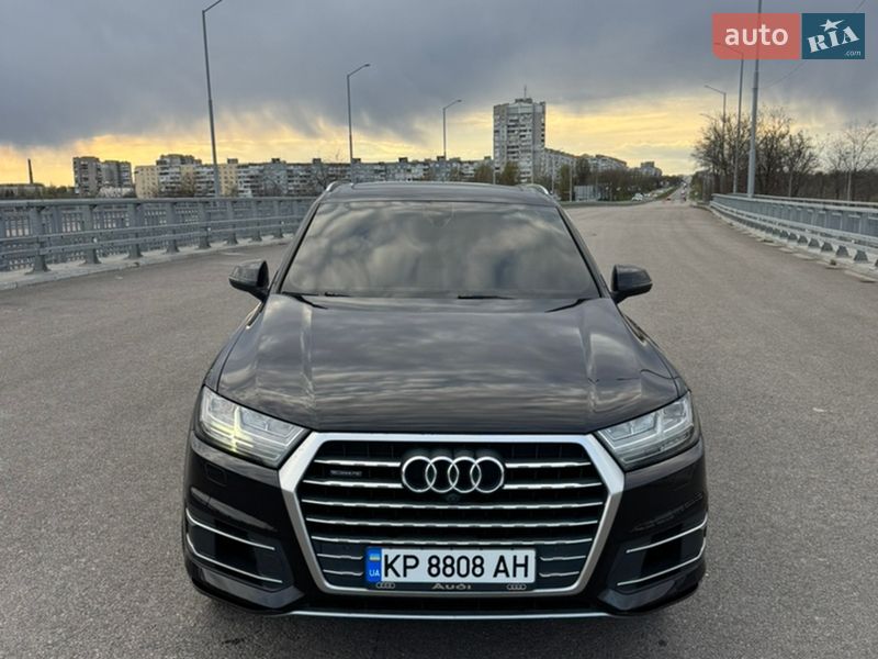 Позашляховик / Кросовер Audi Q7 2016 в Запоріжжі