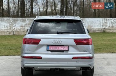 Позашляховик / Кросовер Audi Q7 2018 в Луцьку