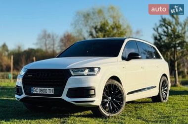 Позашляховик / Кросовер Audi Q7 2016 в Львові
