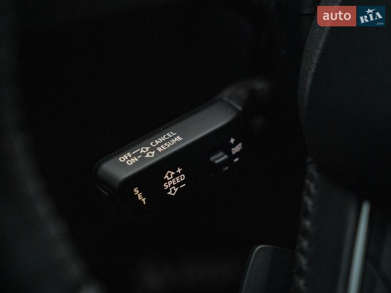 Внедорожник / Кроссовер Audi Q7 2017 в Черновцах