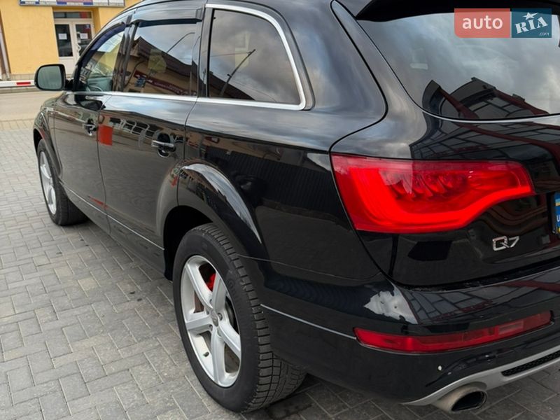 Позашляховик / Кросовер Audi Q7 2013 в Сторожинці