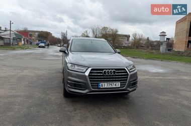 Внедорожник / Кроссовер Audi Q7 2016 в Переяславе