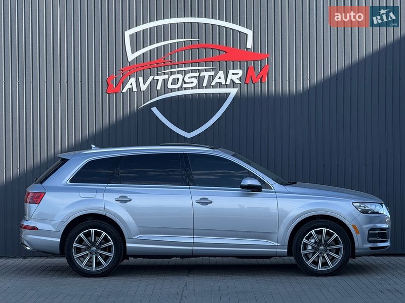 Внедорожник / Кроссовер Audi Q7 2017 в Мукачево