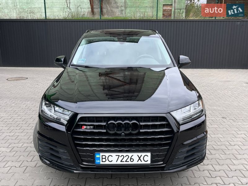 Позашляховик / Кросовер Audi Q7 2017 в Львові
