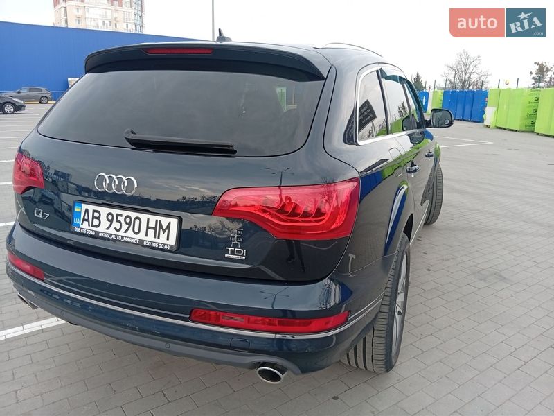 Позашляховик / Кросовер Audi Q7 2012 в Умані