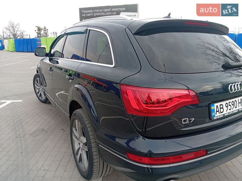 Позашляховик / Кросовер Audi Q7 2012 в Умані