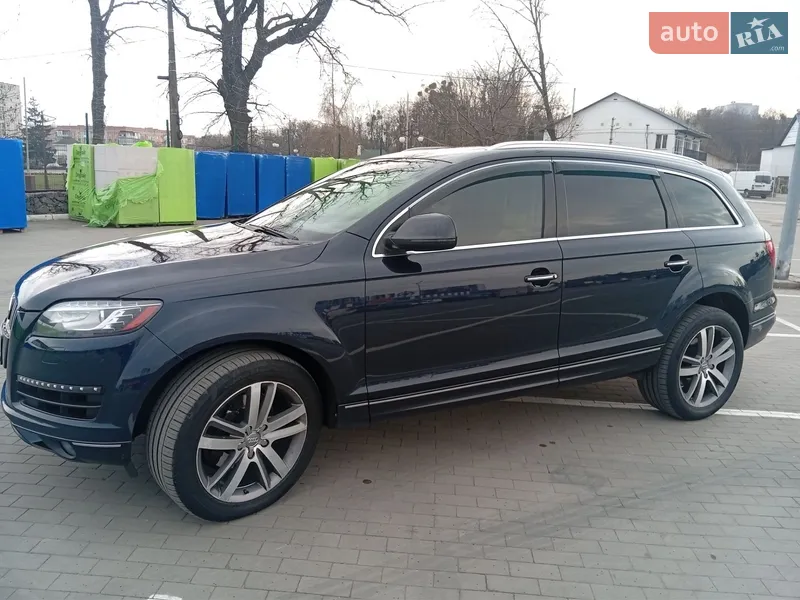 Audi Q7