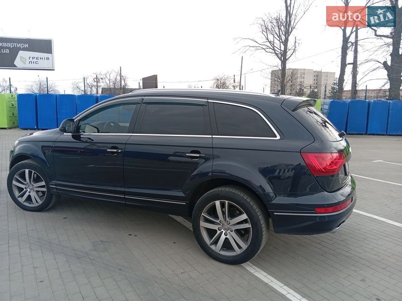 Позашляховик / Кросовер Audi Q7 2012 в Умані