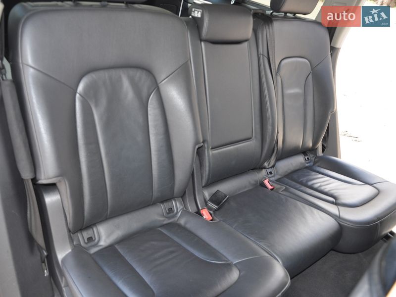 Позашляховик / Кросовер Audi Q7 2014 в Одесі