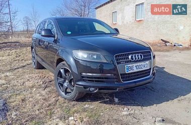 Внедорожник / Кроссовер Audi Q7 2006 в Маньковке