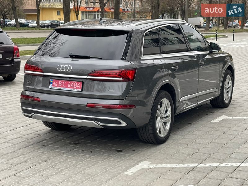 Внедорожник / Кроссовер Audi Q7 2021 в Ровно