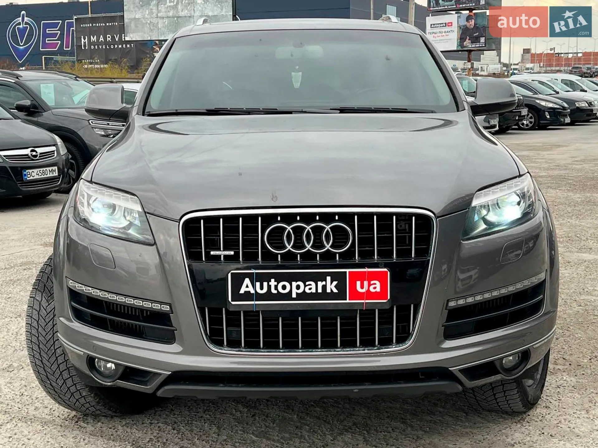 2010 Audi Q7 - мініатюра 2