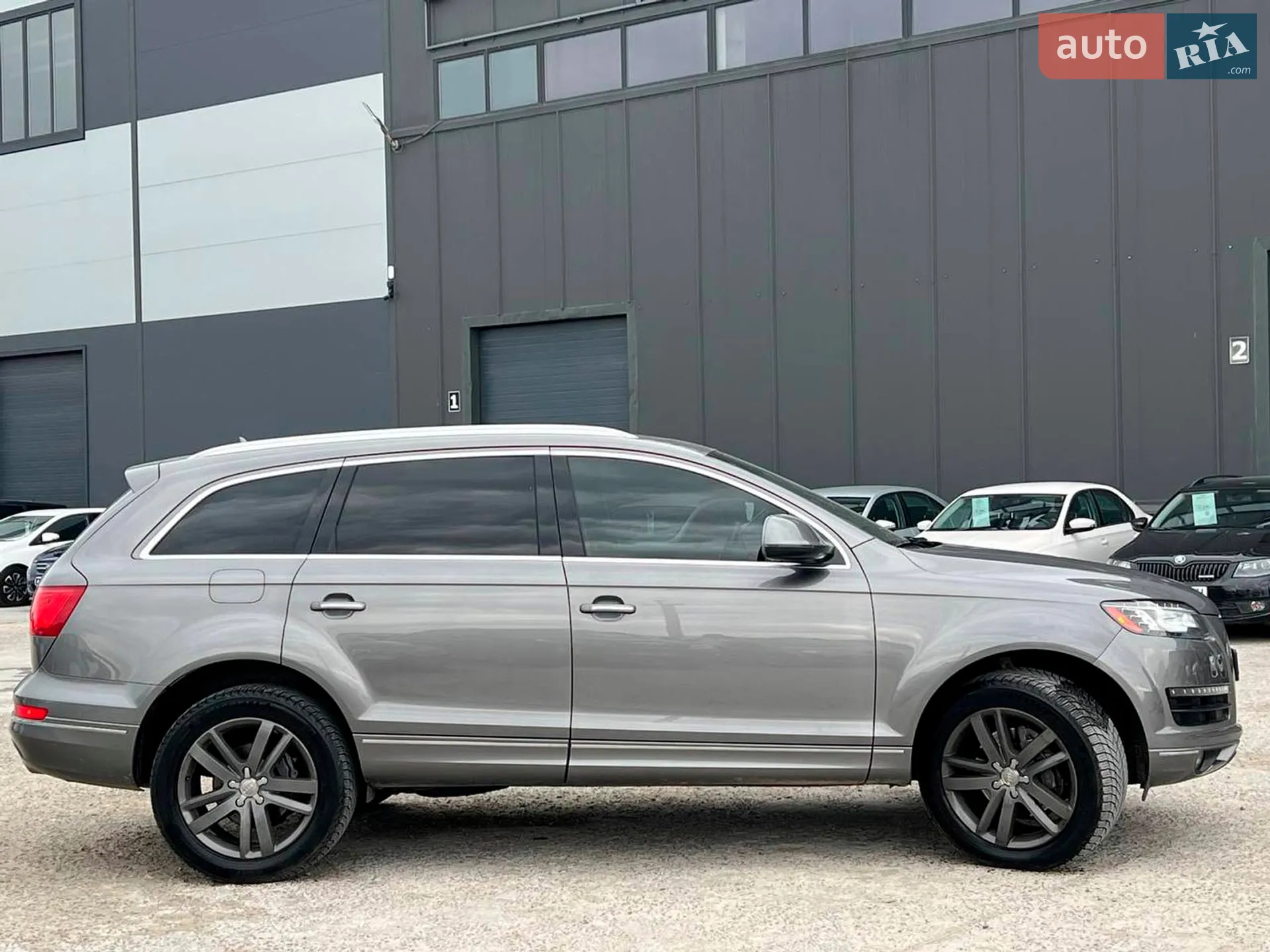 2010 Audi Q7 - мініатюра 11