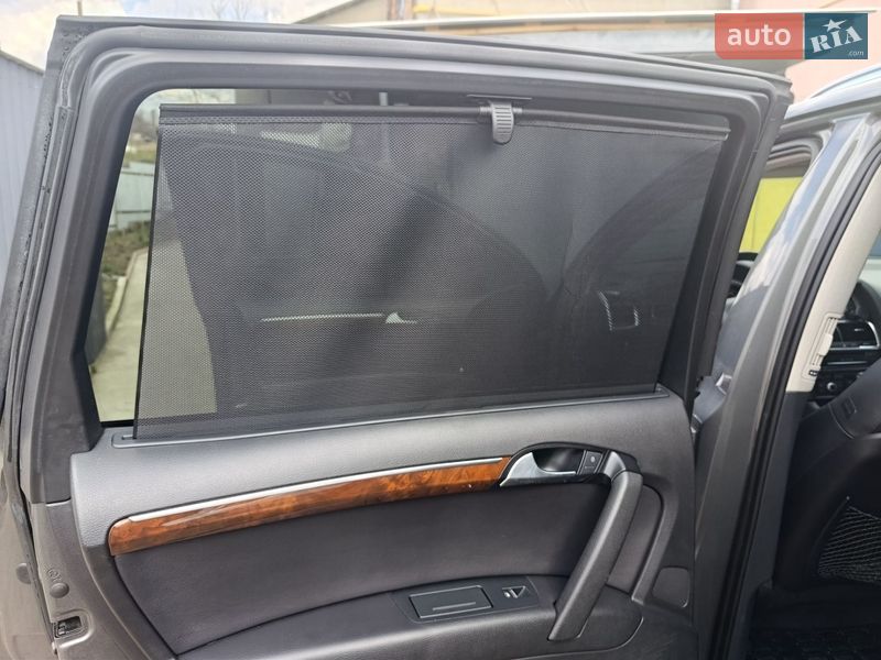 Позашляховик / Кросовер Audi Q7 2013 в Василькові
