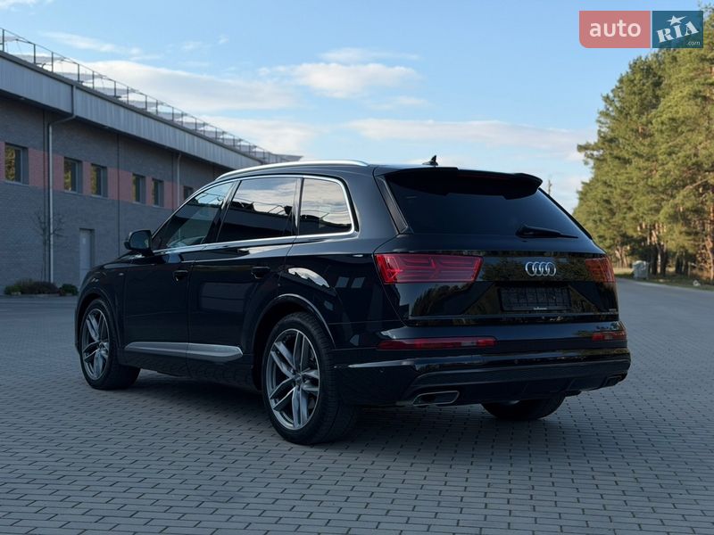 Позашляховик / Кросовер Audi Q7 2016 в Рівному фото 21 Позашляховик / Кросовер Audi Q7 2016 в Рівному