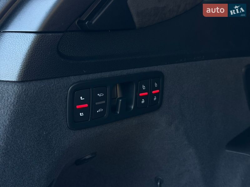 Позашляховик / Кросовер Audi Q7 2016 в Рівному фото 31 Позашляховик / Кросовер Audi Q7 2016 в Рівному