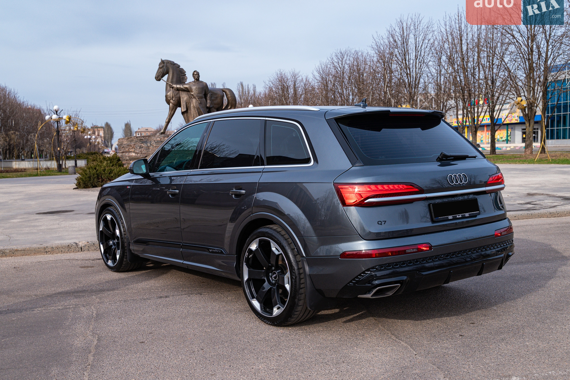 2025 Audi Q7 - мініатюра 33