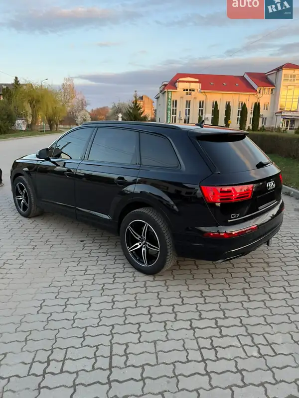 Audi Q7 2017