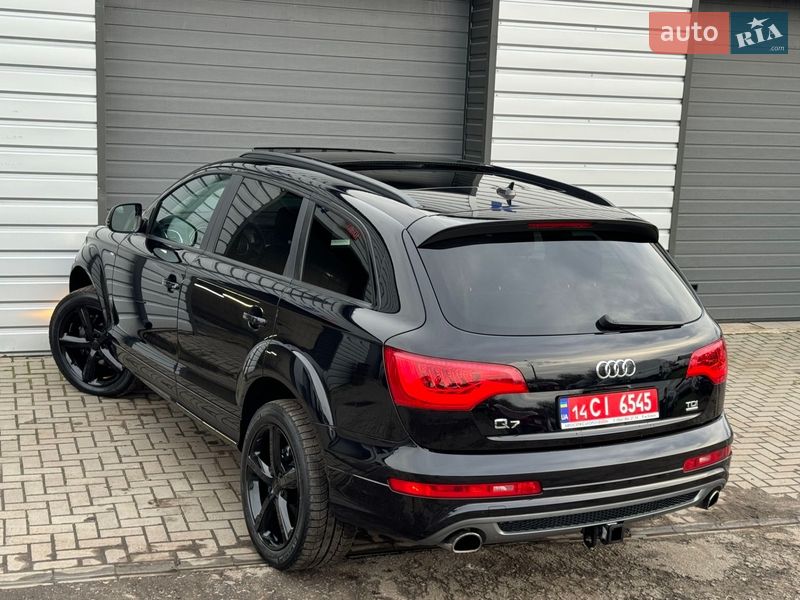 Внедорожник / Кроссовер Audi Q7 2014 в Хороле