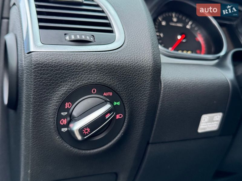 Внедорожник / Кроссовер Audi Q7 2014 в Хороле