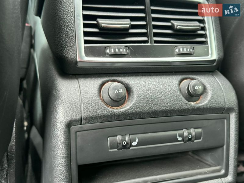 Внедорожник / Кроссовер Audi Q7 2014 в Хороле