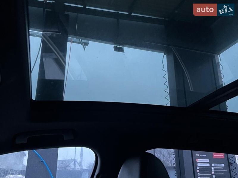 Позашляховик / Кросовер Audi Q7 2016 в Хусті