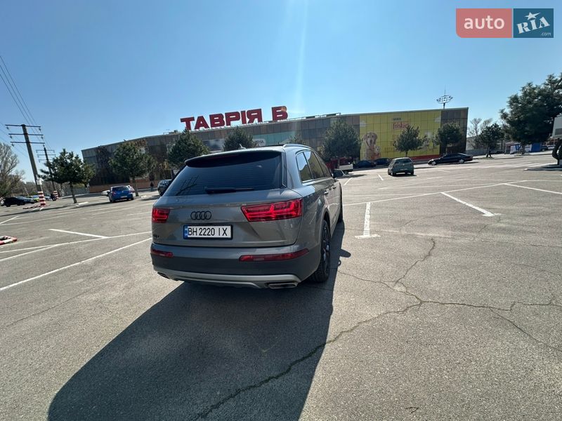 Внедорожник / Кроссовер Audi Q7 2016 в Одессе