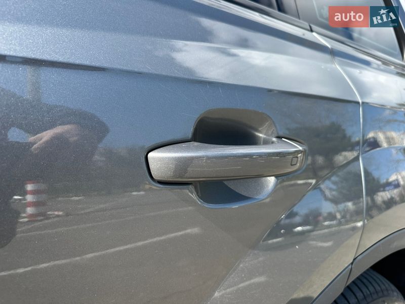 Внедорожник / Кроссовер Audi Q7 2016 в Одессе