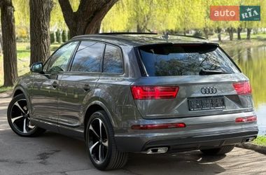 Внедорожник / Кроссовер Audi Q7 2018 в Ровно
