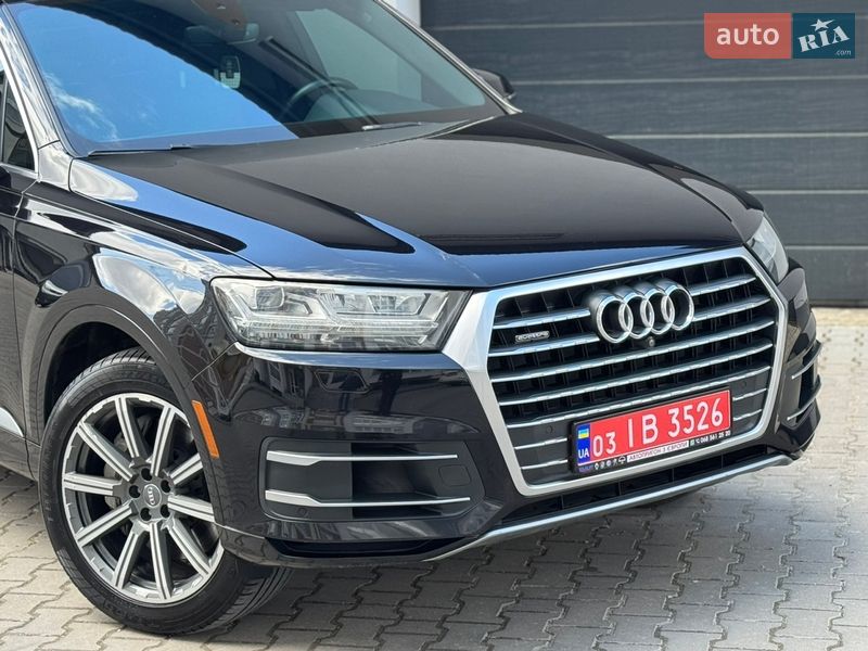 Внедорожник / Кроссовер Audi Q7 2017 в Тернополе